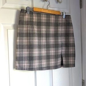 Plaid mini skirt